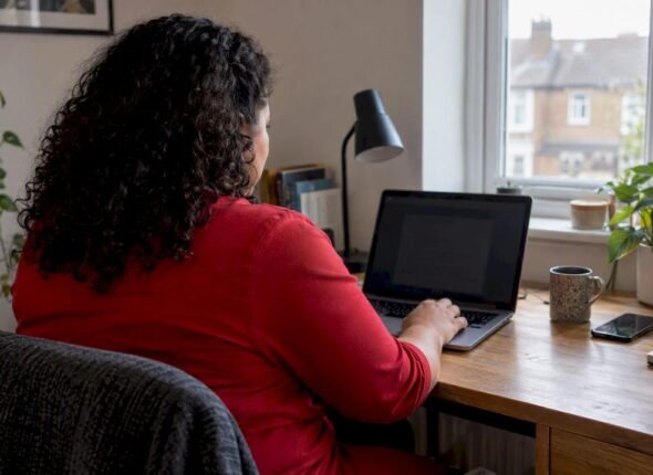 Project manager comparing Agile certification options